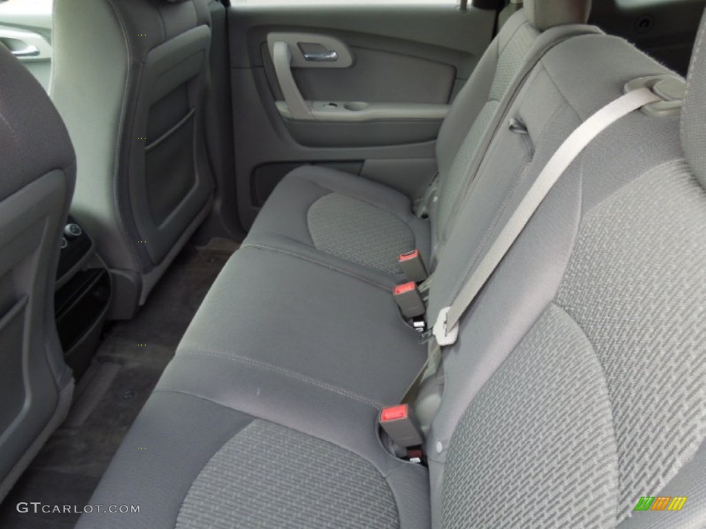 2010 Traverse LS - Silver Ice Metallic / Dark Gray/Light Gray photo #18