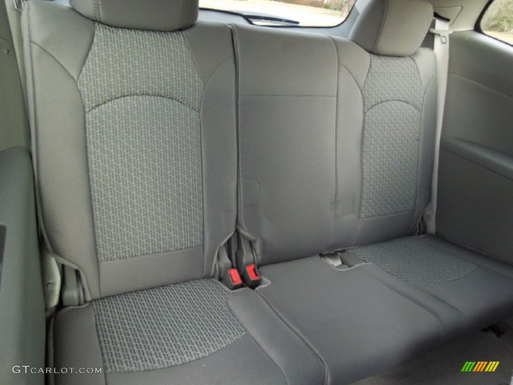 2010 Traverse LS - Silver Ice Metallic / Dark Gray/Light Gray photo #20