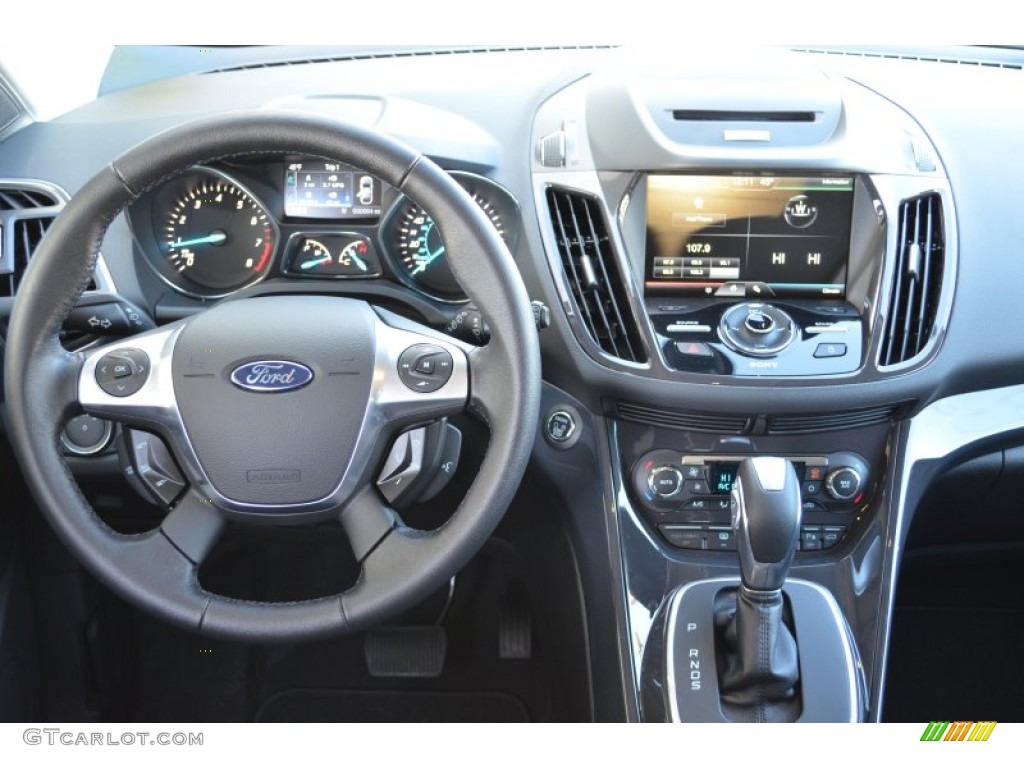 2013 Escape Titanium 2.0L EcoBoost - White Platinum Metallic Tri-Coat / Charcoal Black photo #24