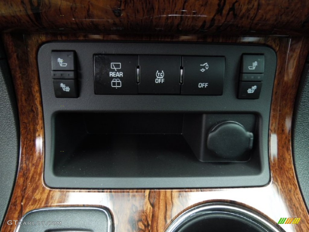2013 Chevrolet Traverse LT Controls Photo #75239981