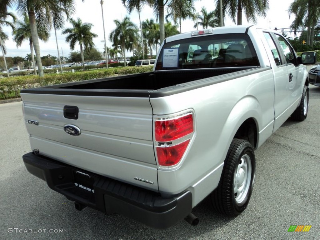 2011 F150 XL SuperCab - Ingot Silver Metallic / Steel Gray photo #7