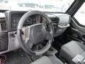 Black - Wrangler SE 4x4 Photo No. 12