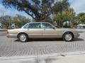 Topaz Metallic - XJ Vanden Plas Photo No. 4