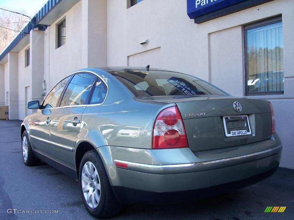 2001 Passat GLS Sedan - Fresco Green Metallic / Black photo #3