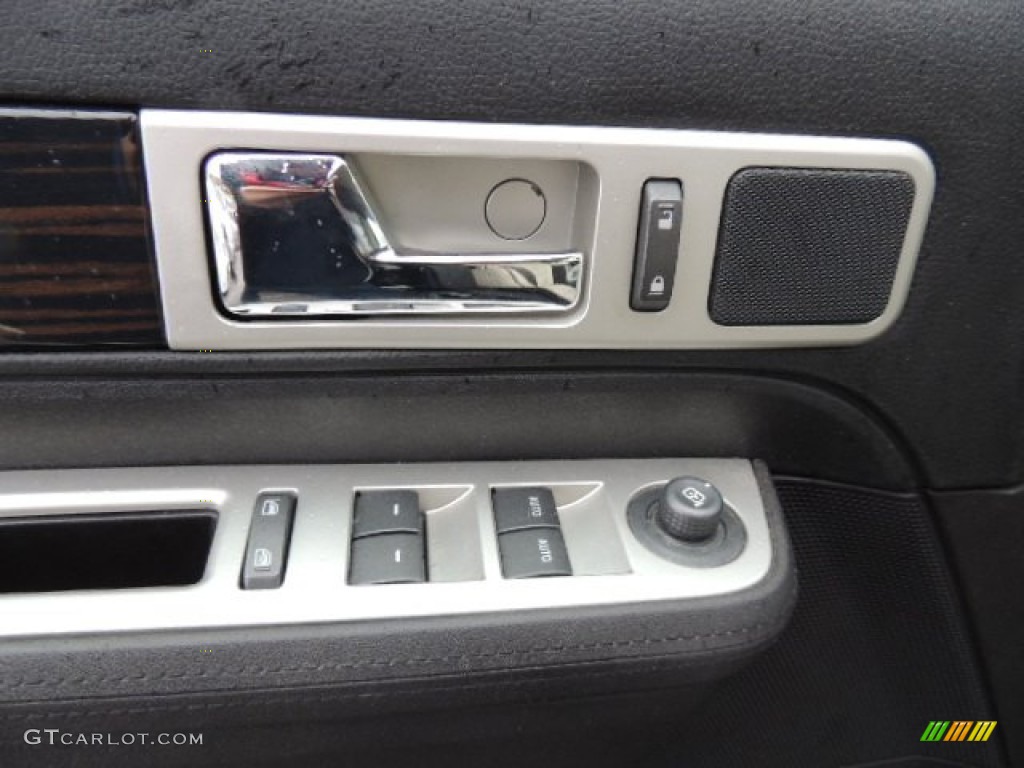 2010 Lincoln MKX AWD Controls Photo #75245165