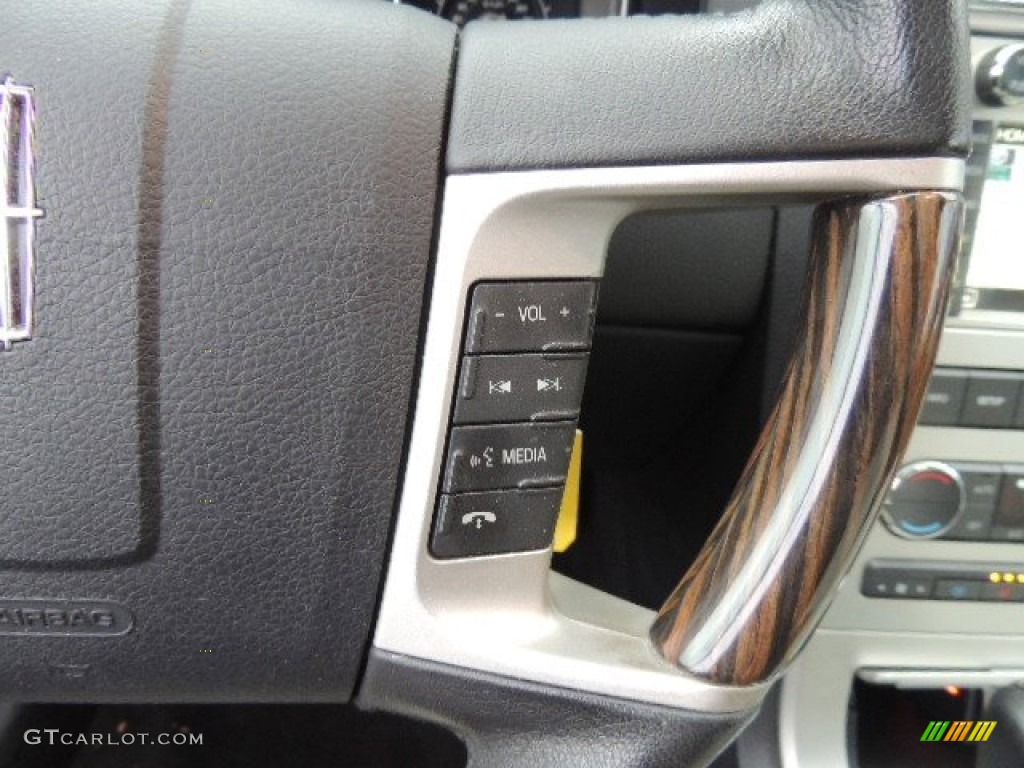 2010 Lincoln MKX AWD Controls Photo #75245270