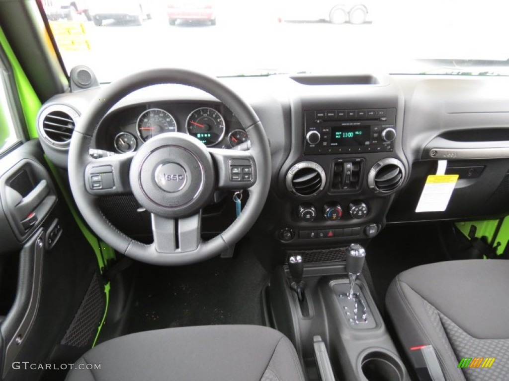 2013 Wrangler Unlimited Sport S 4x4 - Gecko Green Pearl / Black photo #9