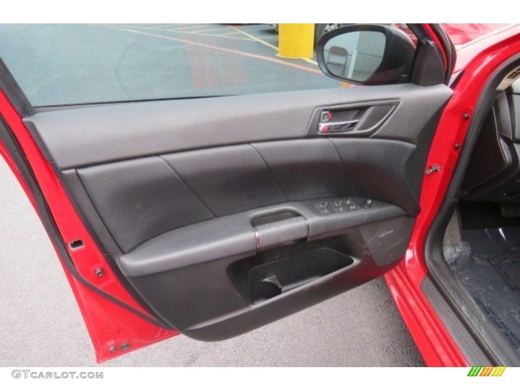 2011 Suzuki Kizashi GTS Door Panel Photos