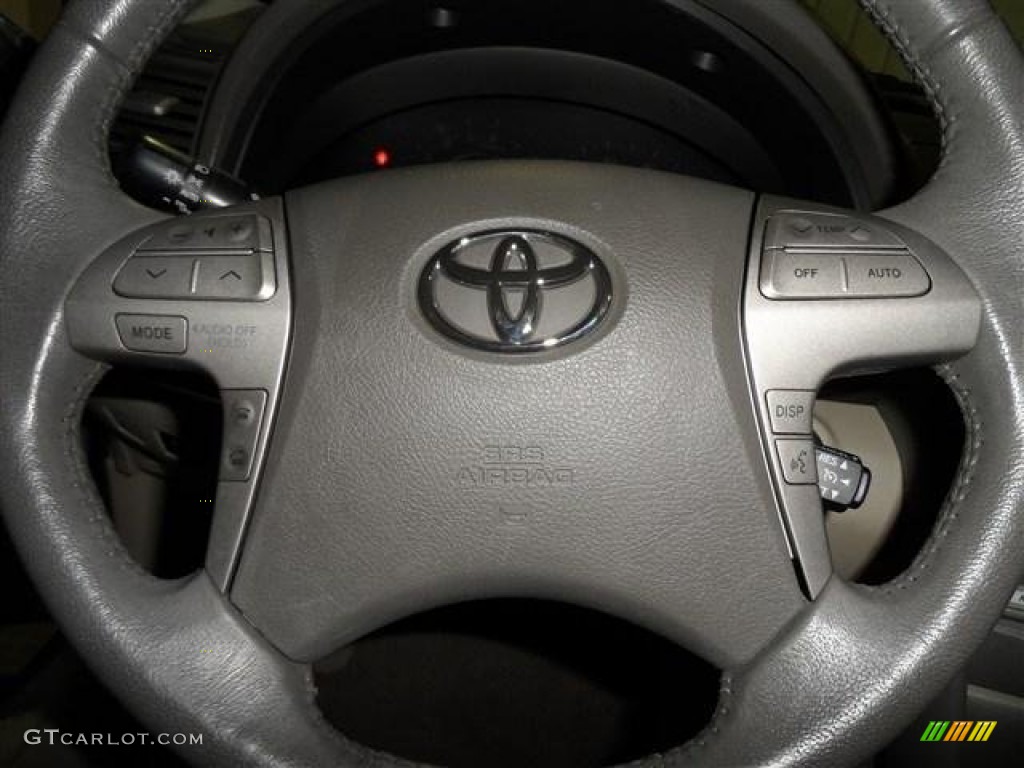2011 Camry XLE - Aloe Green Metallic / Bisque photo #15