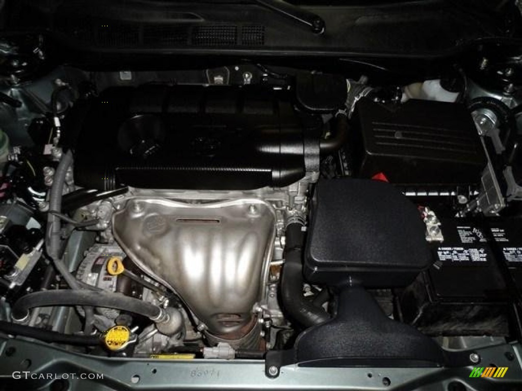 2011 Camry XLE - Aloe Green Metallic / Bisque photo #23