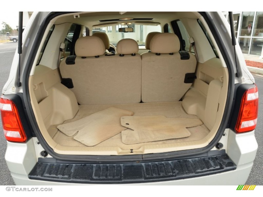 2008 Ford Escape XLT V6 Trunk Photo #75253543