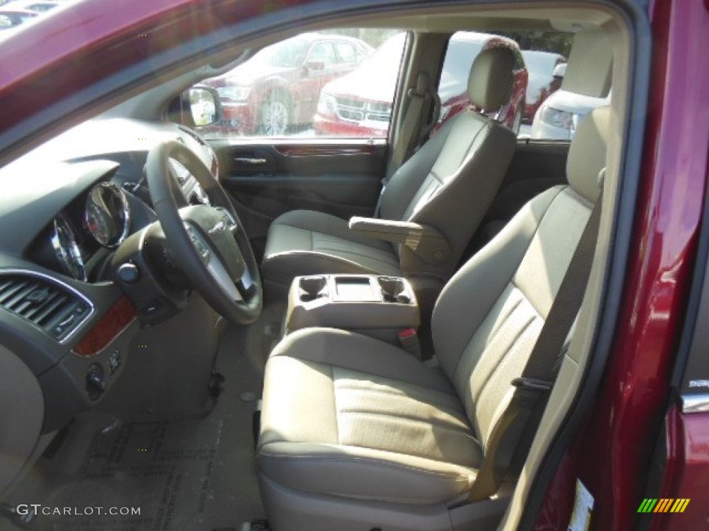2013 Town & Country Touring - L - Deep Cherry Red Crystal Pearl / Black/Light Graystone photo #11