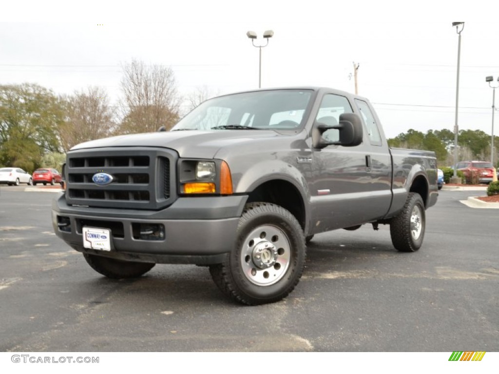 2007 F250 Super Duty XL SuperCab 4x4 - Dark Shadow Grey Metallic / Medium Flint photo #1