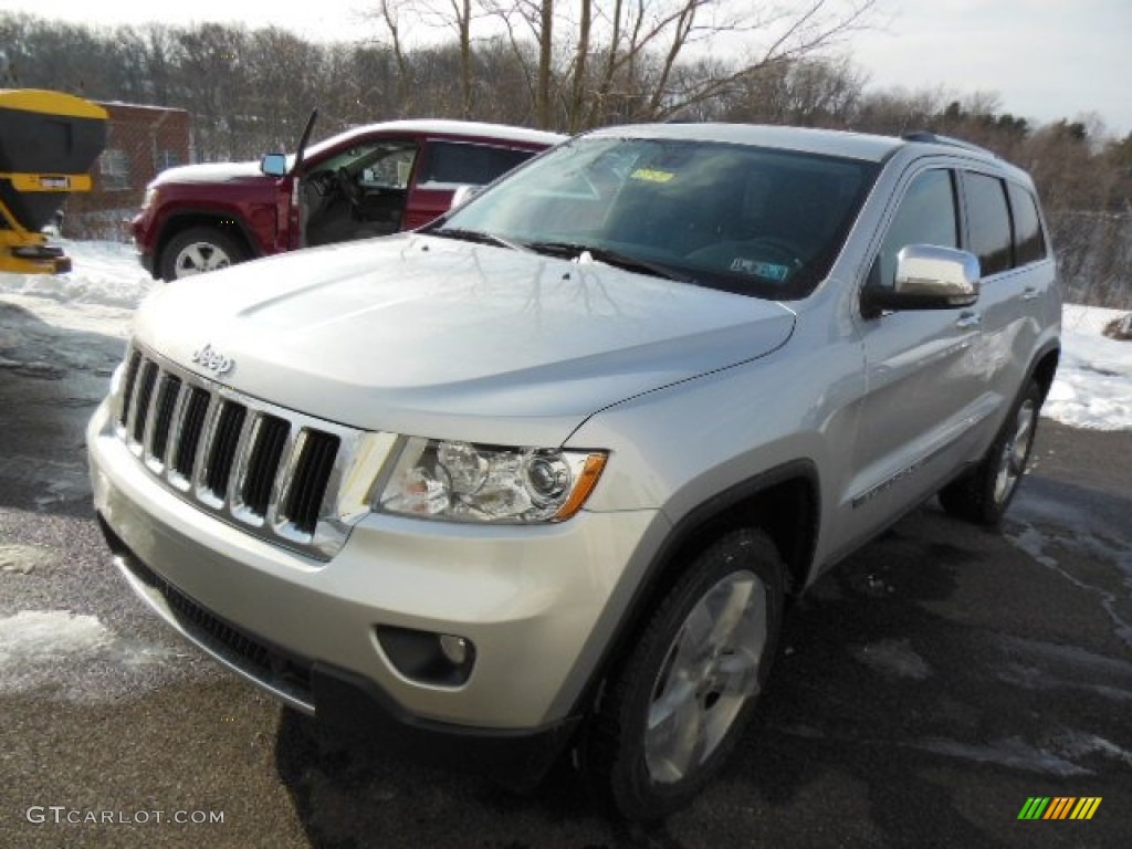 2013 Grand Cherokee Limited 4x4 - Bright Silver Metallic / Black photo #2