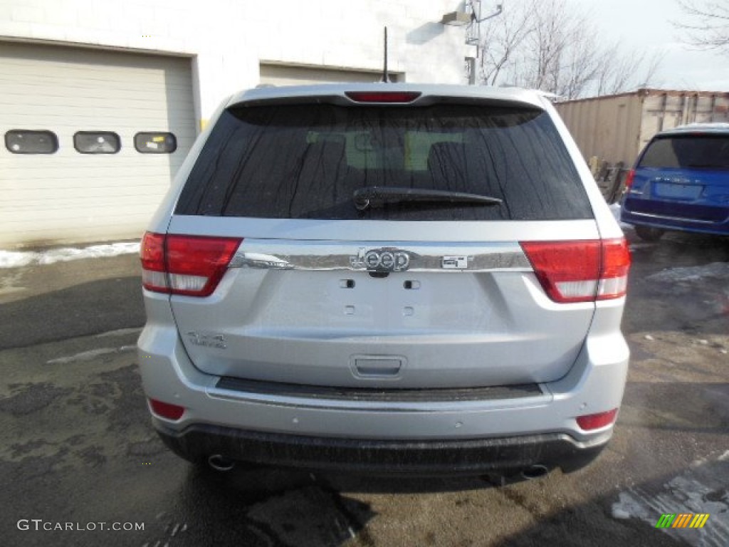 2013 Grand Cherokee Limited 4x4 - Bright Silver Metallic / Black photo #7