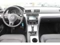 Candy White - Passat 2.5L SE Photo No. 15