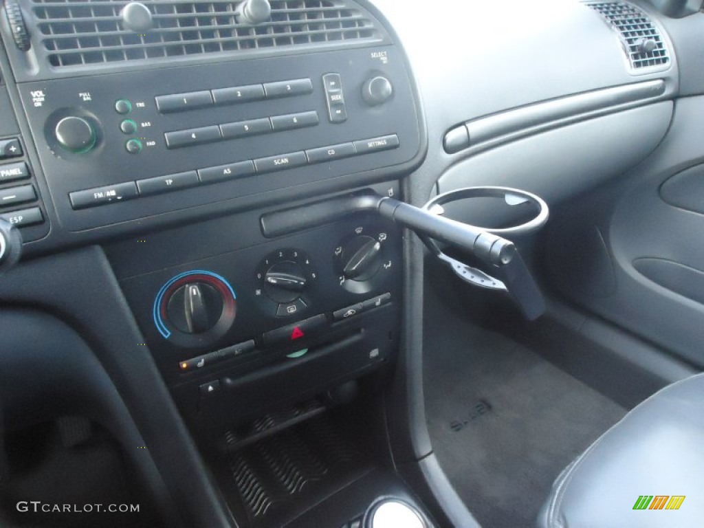 2005 Saab 9-3 Linear Sport Sedan Controls Photo #75262161