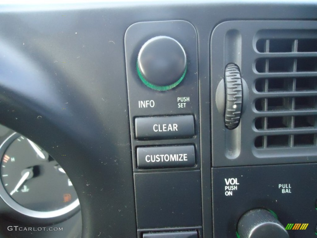 2005 Saab 9-3 Linear Sport Sedan Controls Photos