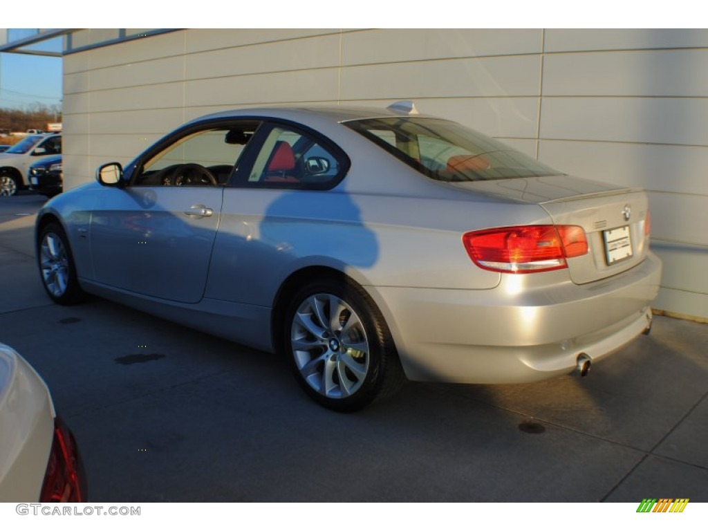 2010 3 Series 335i xDrive Coupe - Titanium Silver Metallic / Coral Red/Black Dakota Leather photo #4