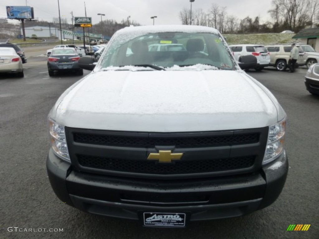 2010 Silverado 1500 Regular Cab - Sheer Silver Metallic / Dark Titanium photo #2