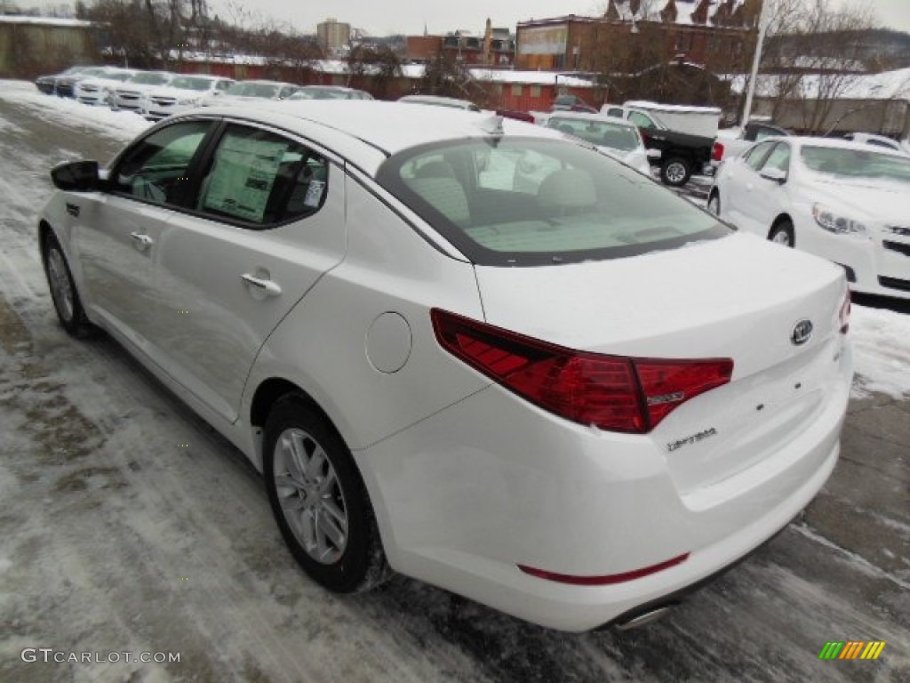 2013 Optima LX - Snow White Pearl / Gray photo #6