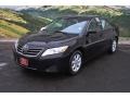 Black - Camry LE Photo No. 5