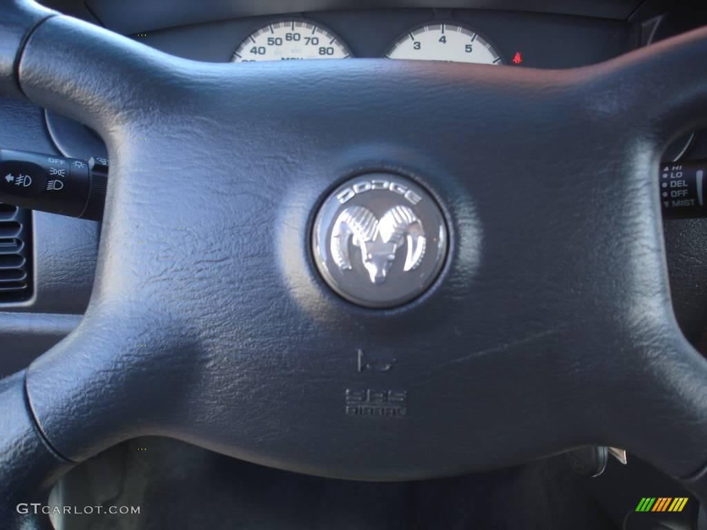 2002 Neon SXT - Black Clearcoat / Dark Slate Gray photo #24