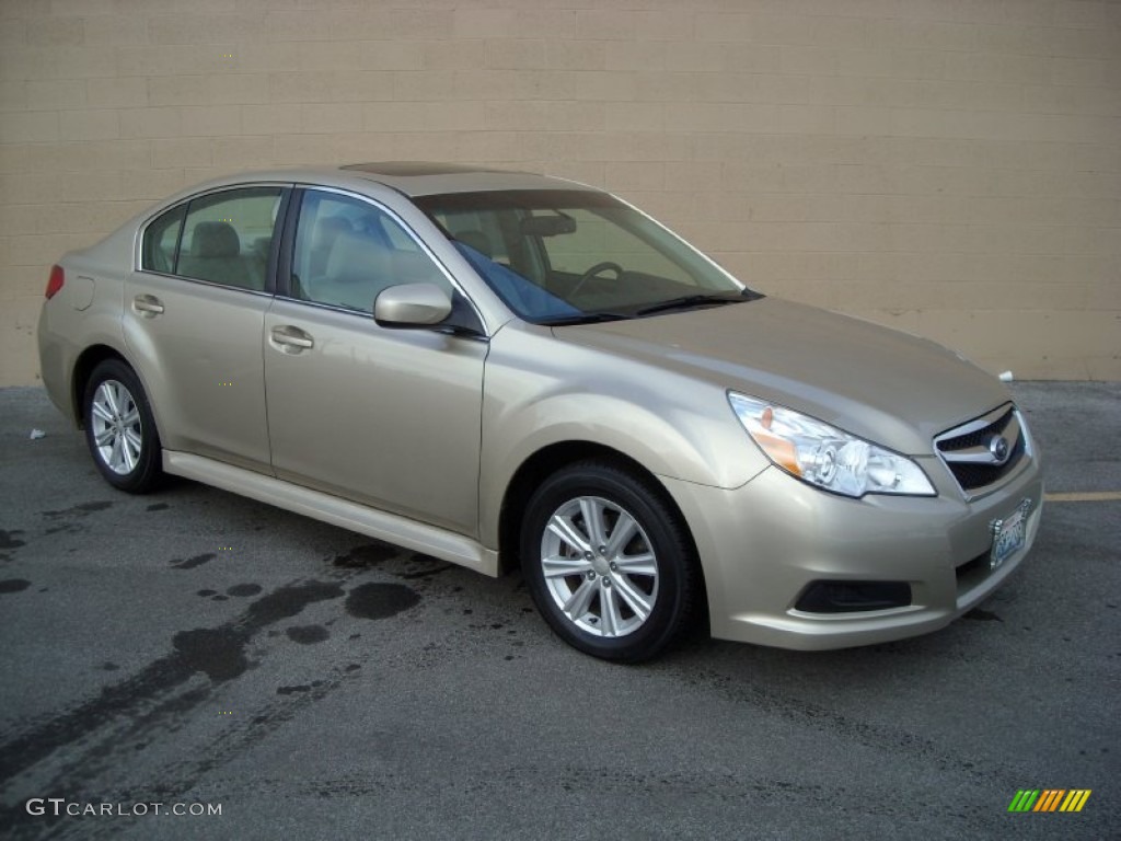 2010 Legacy 2.5i Premium Sedan - Harvest Gold Metallic / Warm Ivory photo #7