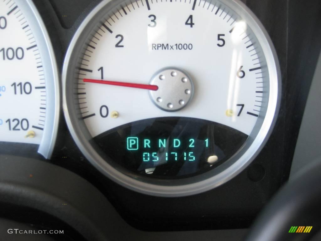 2005 Durango Limited - Flame Red / Khaki photo #16