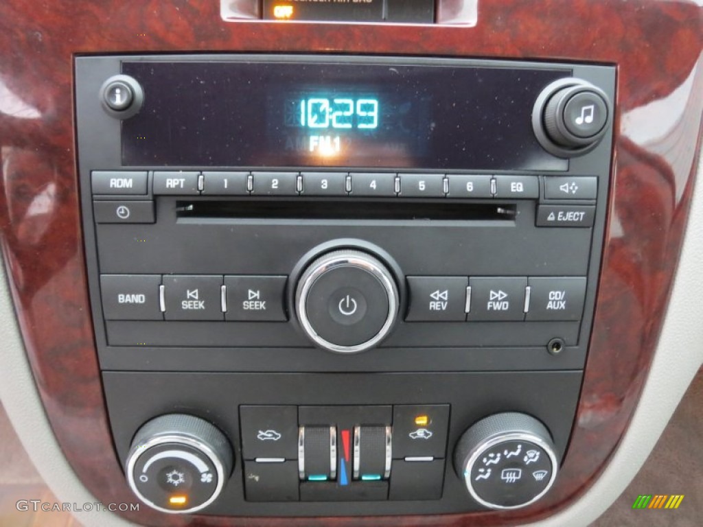 2008 Chevrolet Impala LT Controls Photo #75269623