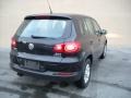 Deep Black Metallic - Tiguan S 4Motion Photo No. 11