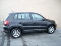Deep Black Metallic - Tiguan S 4Motion Photo No. 17
