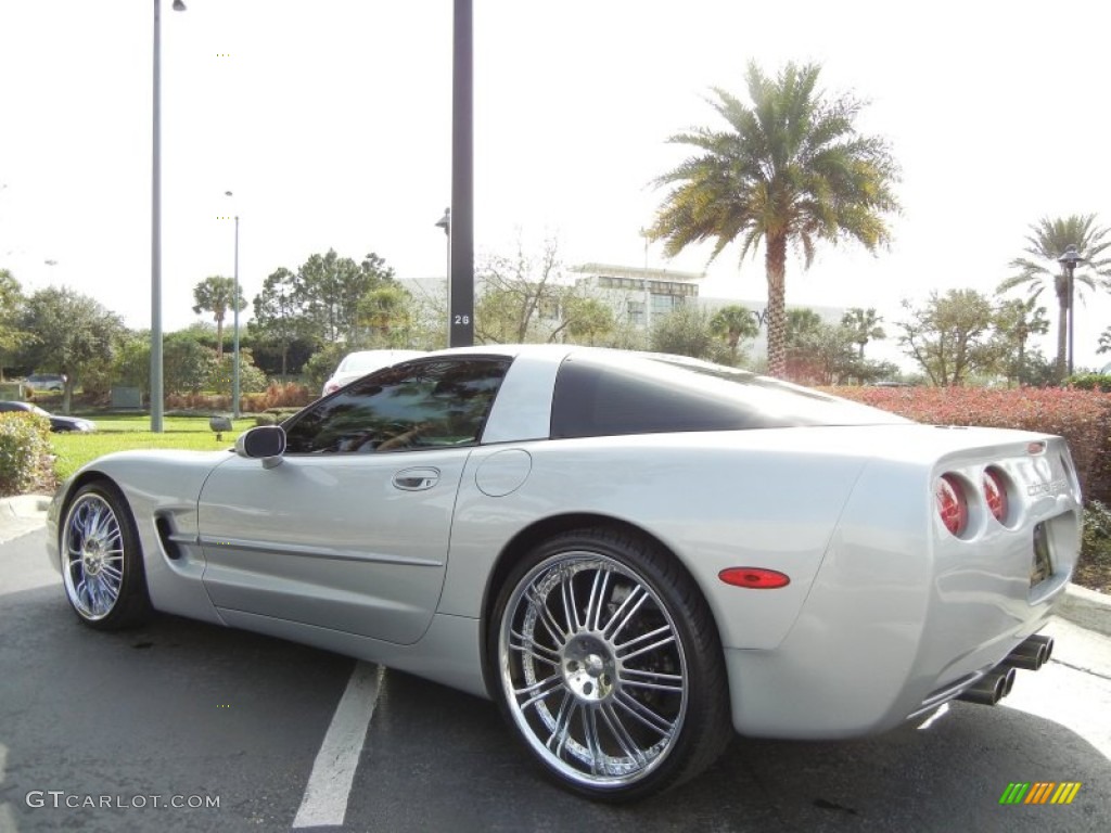 Sebring Silver Metallic 1998 Chevrolet Corvette Coupe Exterior Photo #75273870