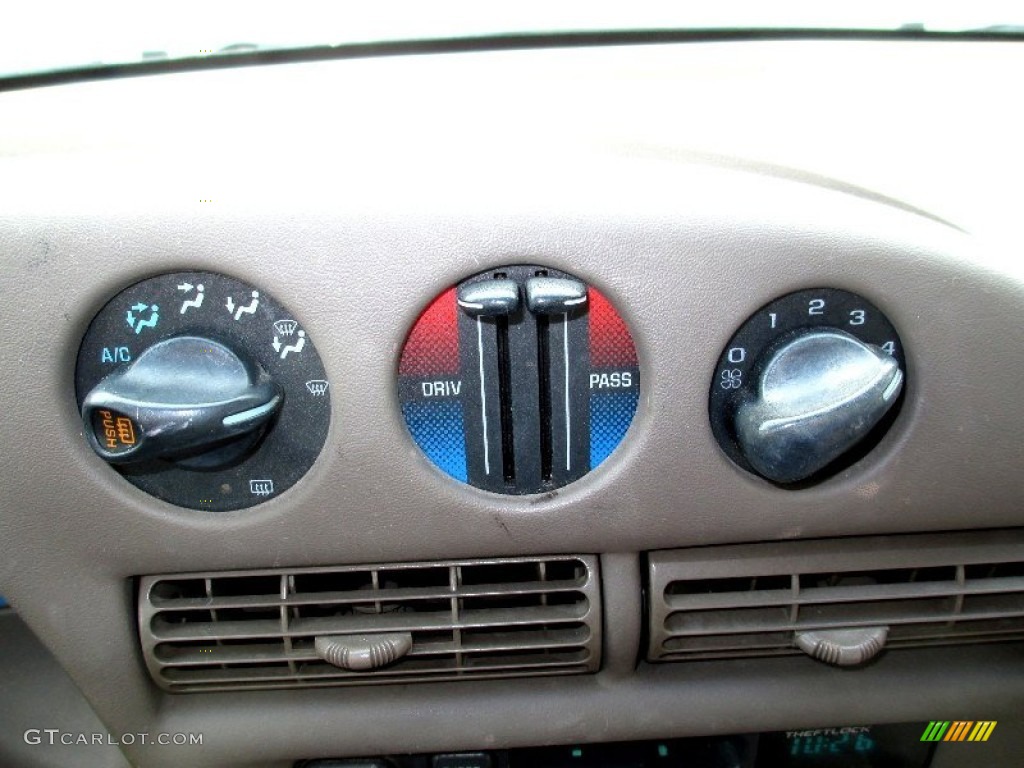 1998 Chevrolet Lumina LS Controls Photos