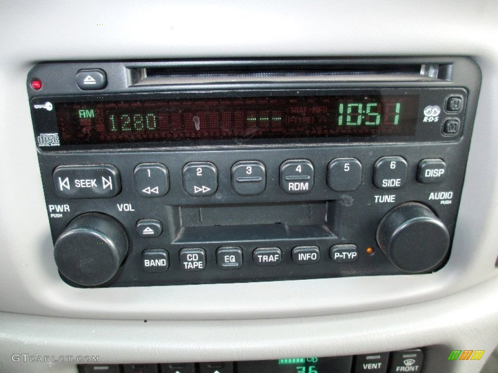 2004 Buick Century Special Edition Audio System Photos