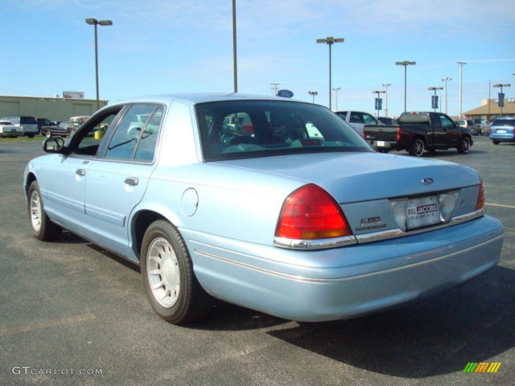 2000 Crown Victoria LX Sedan - Light Blue Metallic / Dark Charcoal photo #6