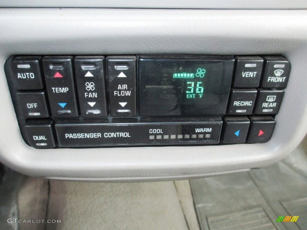 2004 Buick Century Special Edition Controls Photos