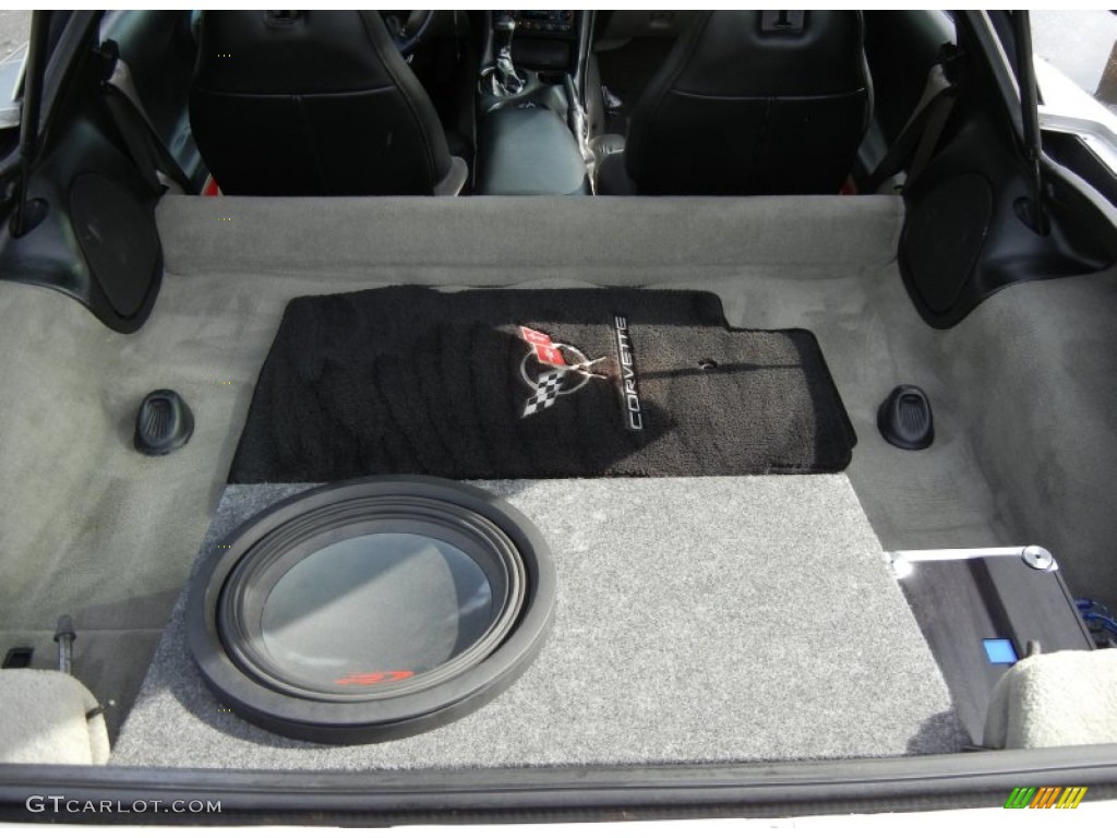 1998 Chevrolet Corvette Coupe Trunk Photos