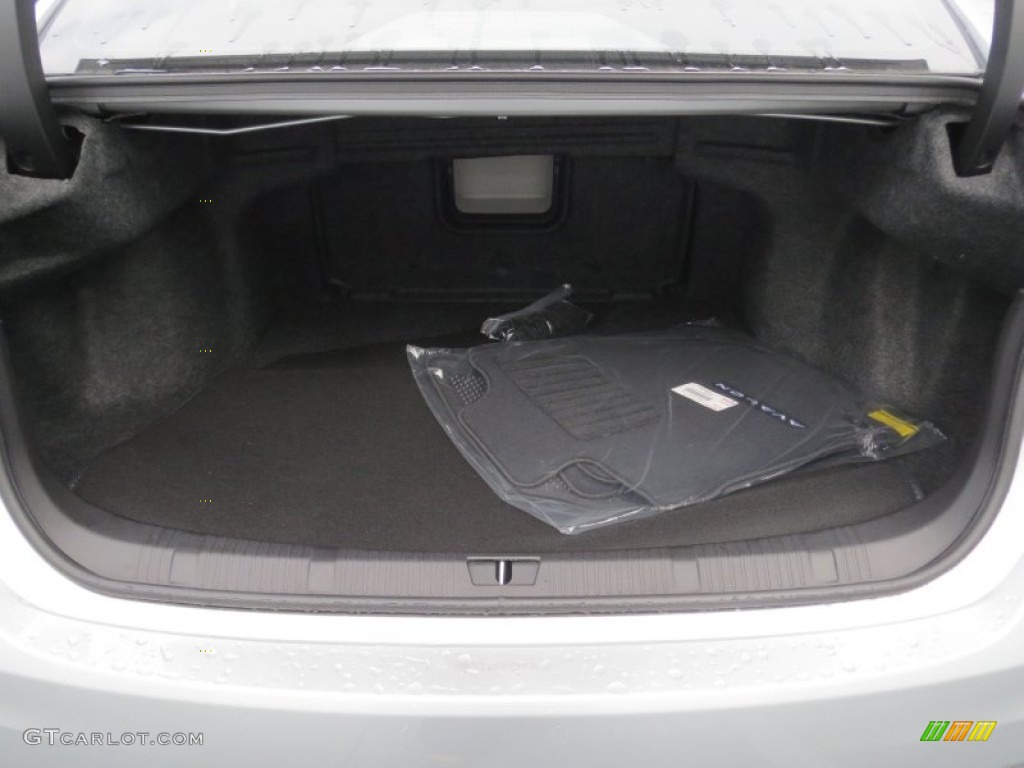 2013 Toyota Avalon Limited Trunk Photo #75275169