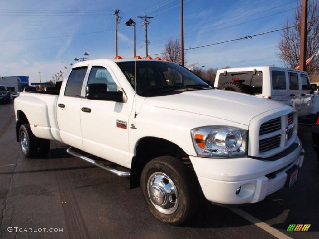 2007 Ram 3500 Sport Quad Cab 4x4 Dually - Bright White / Medium Slate Gray photo #2