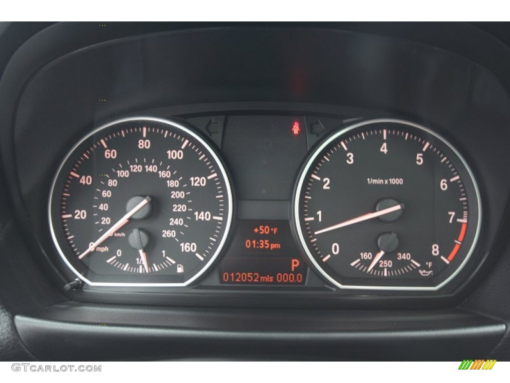 2011 BMW 1 Series 135i Coupe Gauges Photos
