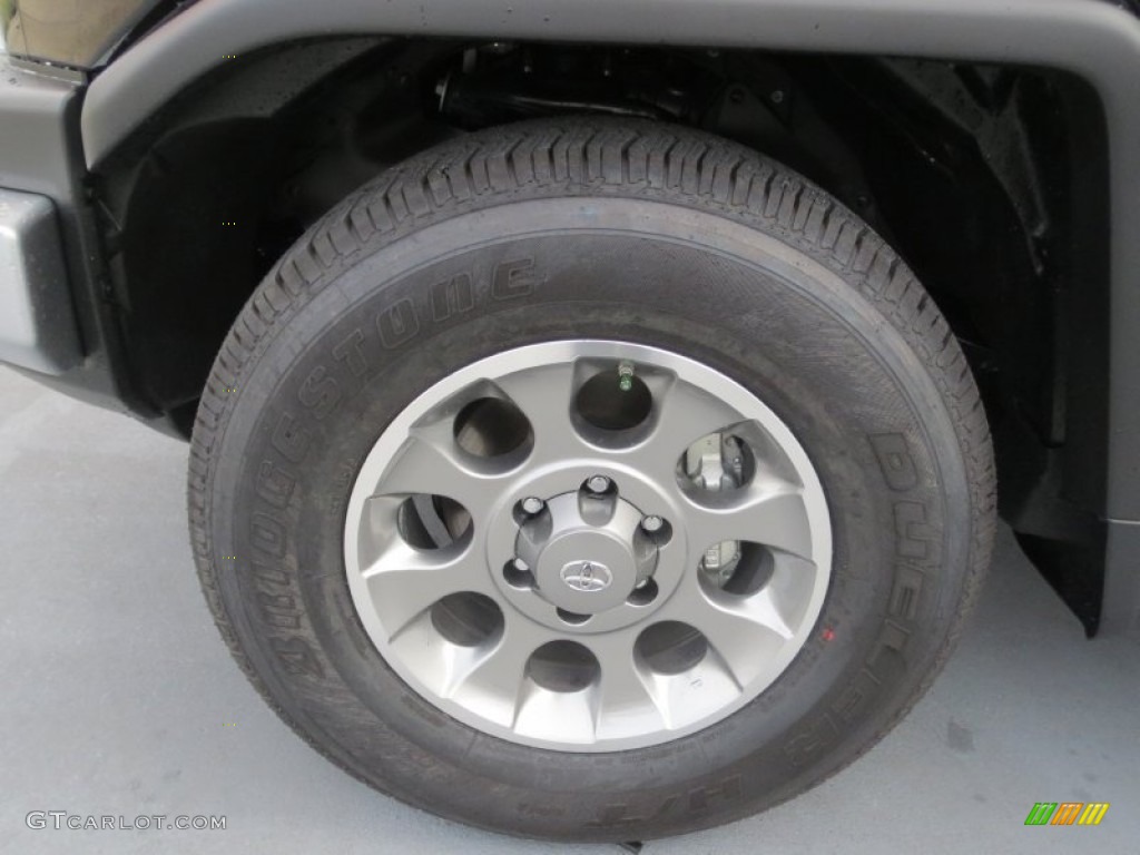 2013 Toyota FJ Cruiser Standard FJ Cruiser Model Wheel Photo #75277815
