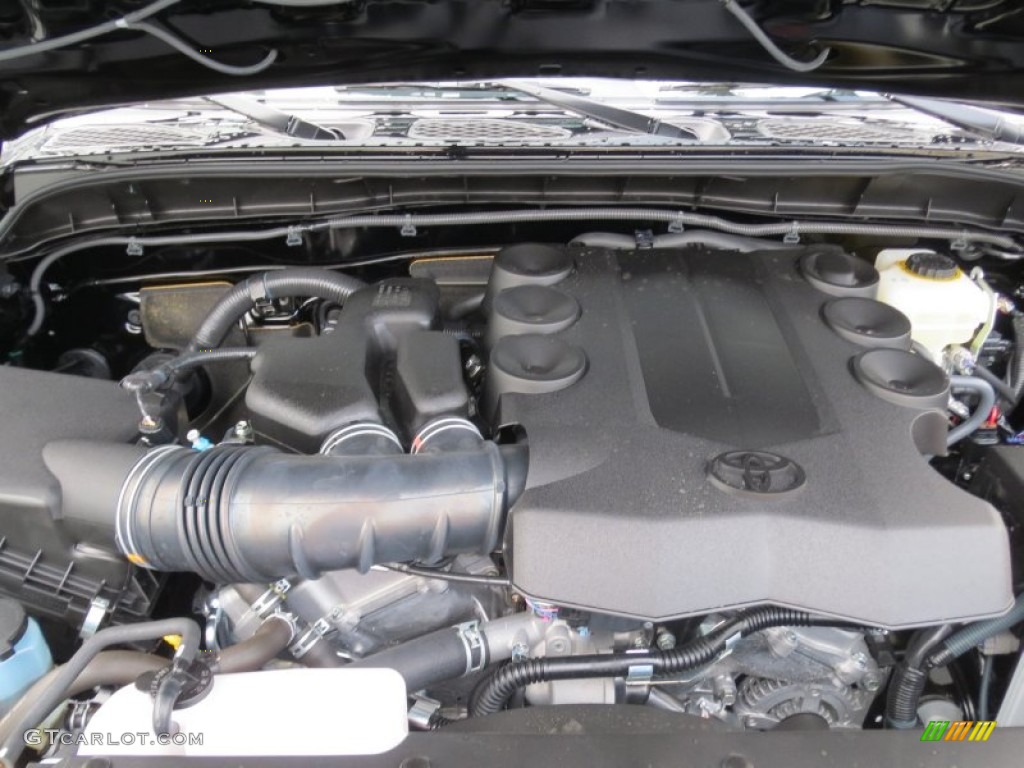 2013 Toyota FJ Cruiser Standard FJ Cruiser Model 4.0 Liter DOHC 24-Valve Dual VVT-i V6 Engine Photo #75277875