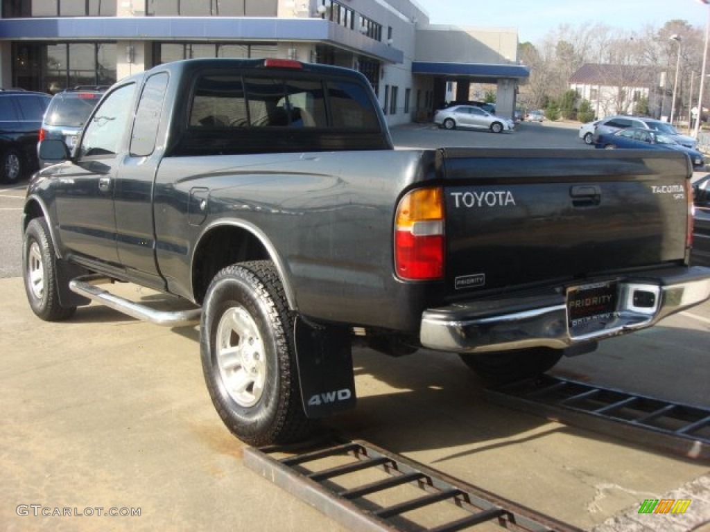 1999 Tacoma SR5 Extended Cab 4x4 - Black Metallic / Gray photo #4