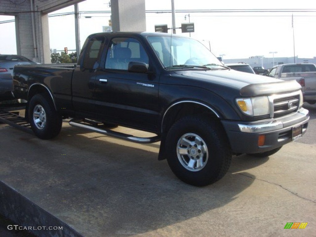 1999 Tacoma SR5 Extended Cab 4x4 - Black Metallic / Gray photo #5