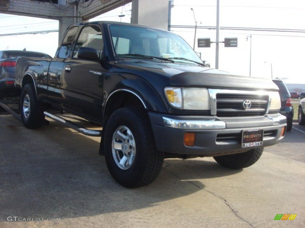 1999 Tacoma SR5 Extended Cab 4x4 - Black Metallic / Gray photo #6