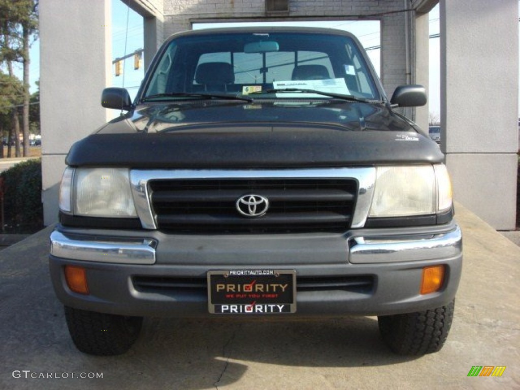 1999 Tacoma SR5 Extended Cab 4x4 - Black Metallic / Gray photo #7