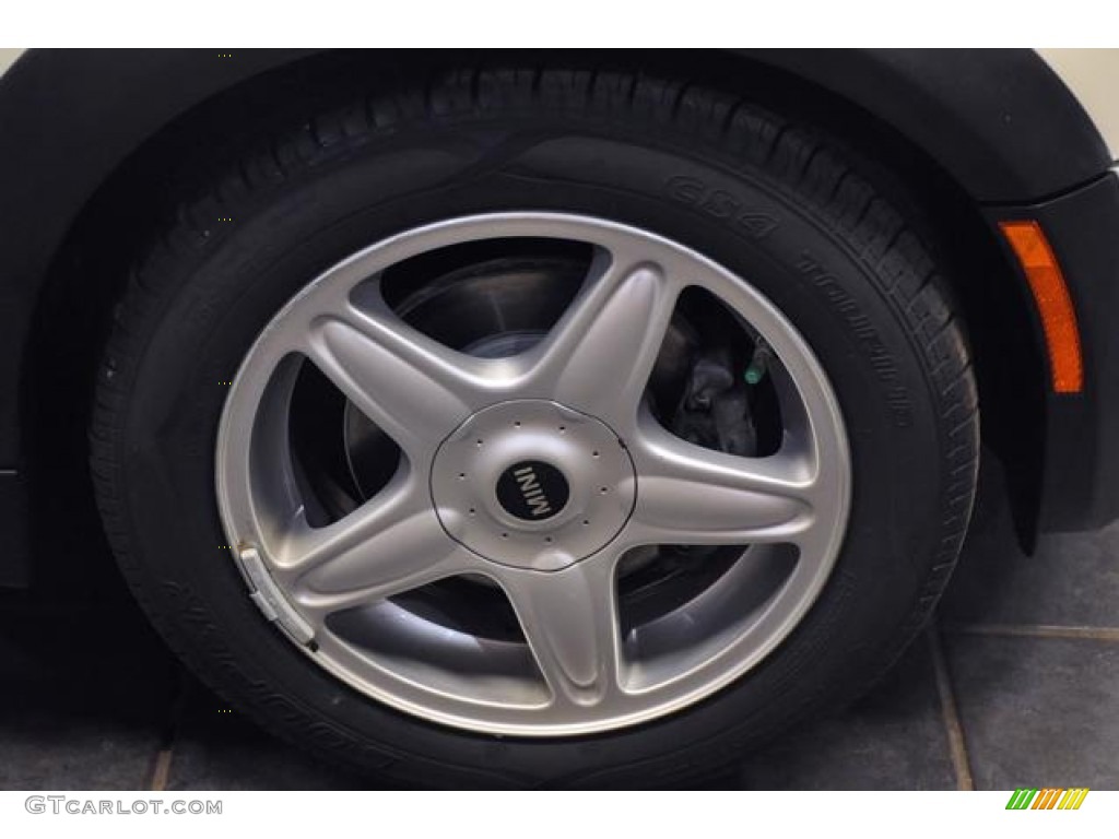 2008 Mini Cooper Convertible Wheel Photo #75278922