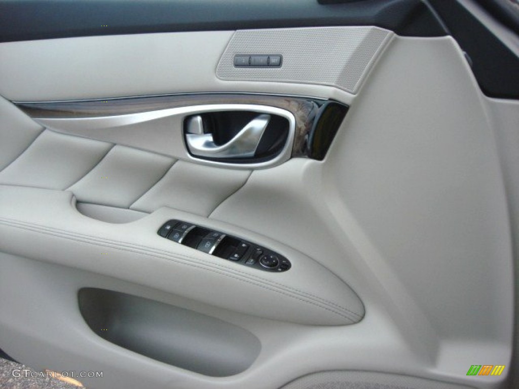 2012 M 37 Sedan - Liquid Platinum / Wheat photo #13