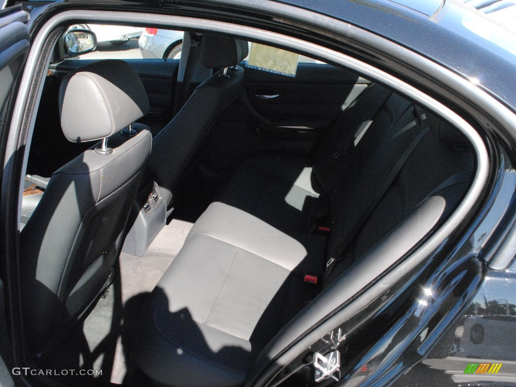 2010 3 Series 328i Sedan - Jet Black / Black photo #13
